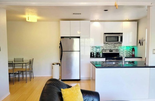 Medical Center District Condo | Medical Center Modern Condo! Walk to Work!
