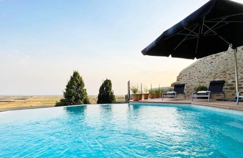 Els Plans de Sio Villa | Medieval 16th Century Castle, 1 hour from Barcelona!