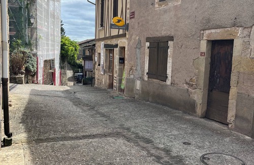 Capdenac Apartment | Medieval escapade at Capdenac-le-Haut