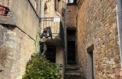 Capdenac Apartment | Medieval escapade at Capdenac-le-Haut