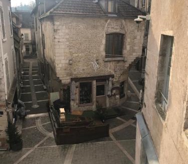 Clamecy Apartment | Medieval