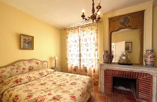 Pressigny-les Pins Other | Medieval Templar estate weekend park