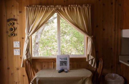 Lakehills Resort | Medina Lake Camping Resort Cabin 7