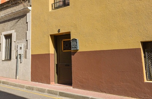 Sant Feliu de Guixols Apartment | Mediterranean Gecko. Functional, cozy and centrally located apartment. Ideal for couples