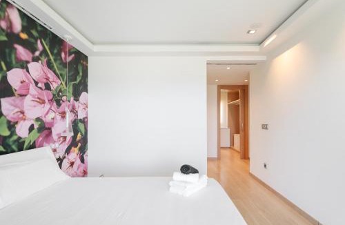 Els Arenals del Sol Villa | Mediterranean Beach