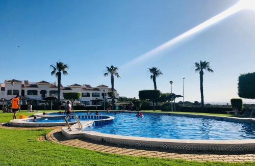 Monte Faro Apartment | Mediterranean Chill House BBQ & Pools