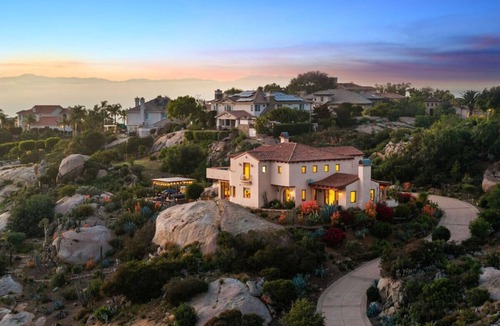 Escondido Apartment | Mediterranean Haven with Views in Escondido