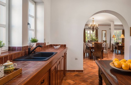 Makovci Villa | Mediterranean tranquillity with pool & garden - perfect for families