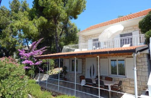 Prizba House | Mediterranean Jewel