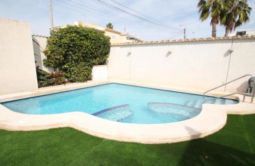 El Chaparral Villa | Mediterranean Style Villa