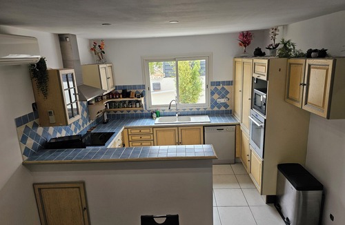 Fabregues Villa | Mediterranean villa for rent - sleeps 6