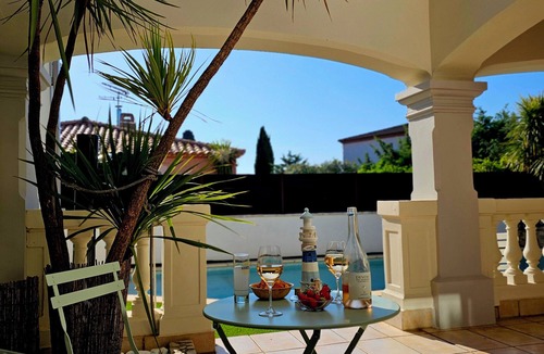 Fabregues Villa | Mediterranean villa for rent - sleeps 6