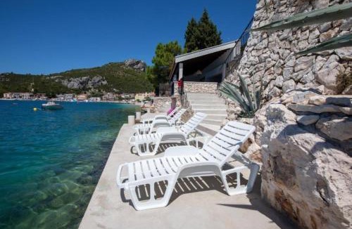 Klek Villa | Mediterranean Villa next to Sea