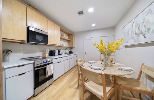 Greater East End Apartment | Mediterranean Villa Vibes 5 - 2 km from FIFA Fest