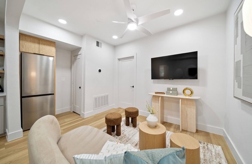Greater East End Apartment | Mediterranean Villa Vibes 2 - 2 km from FIFA Fest