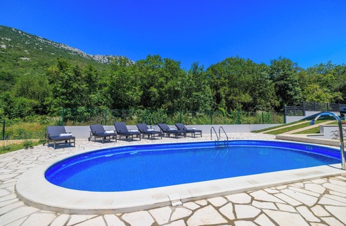Tribalj House | Mediterranean villa with 5 bedrooms, pool and large outdoor area