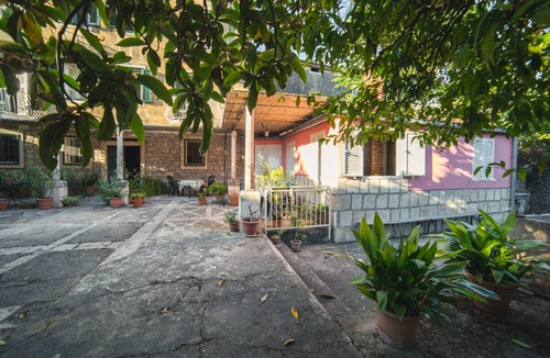 Trpanj Villa | Mediterranean villa with large garden