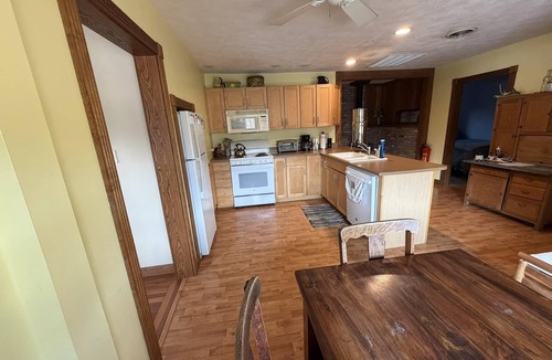 Vallonia Cabin | Medora Getaway, Charming Lakefront Retreat in Scenic Medora, Indiana
