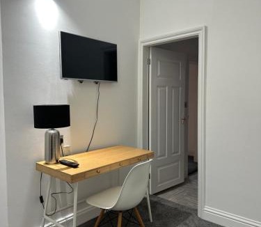 Medstead House | Medstead Lodge