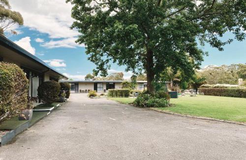 Meeniyan Hotel | Meeniyan Motel