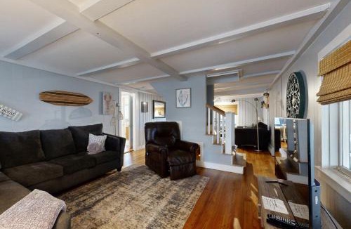 York Beach House | Meet Me At Sea