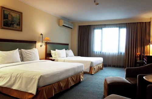 Kemanggisan Hotel | Mega Anggrek Hotel & Convention