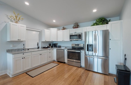 Indian Point Villa | Mega-Villa:Sleeps 29-Private Pool & Hot Tub-Docks!