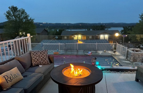 Indian Point Villa | Mega-Villa:Sleeps 29-Private Pool & Hot Tub-Docks!