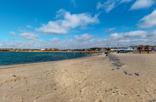 North Falmouth House | Megansett Glen