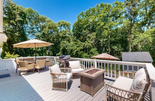 North Falmouth House | Megansett Glen