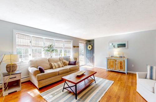 North Falmouth House | Megansett Glen