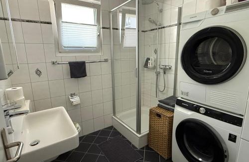 Andelfingen District Apartment | Mehrere Ferienwohnungen in Top Lage in der Nähe eines Rhein-Strandbads