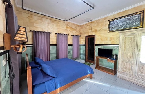 Suraberata House | Mejan Beach Home Stay
