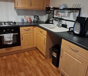 Tipton House | Mekees Luxury Apartment