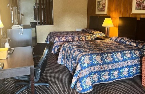 New Berlinville Hotel | Mel-Dor Motel