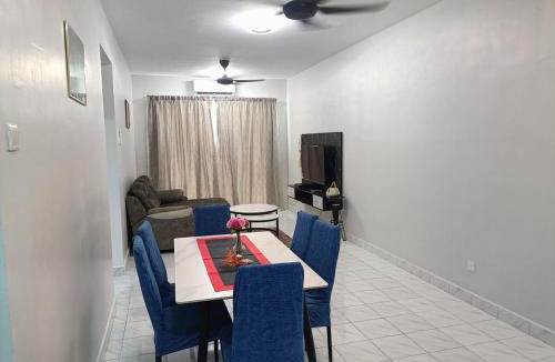 Bukit Serindit Apartment | Melaka B&B