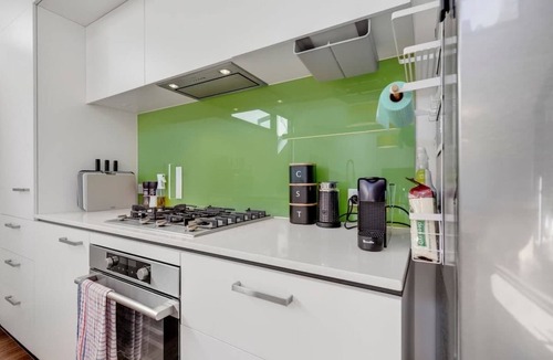 Richmond North Apartment | Melbourne getaway in central Richmond