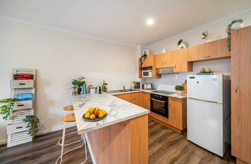 North Adelaide Apartment | Melbourne St Explorer