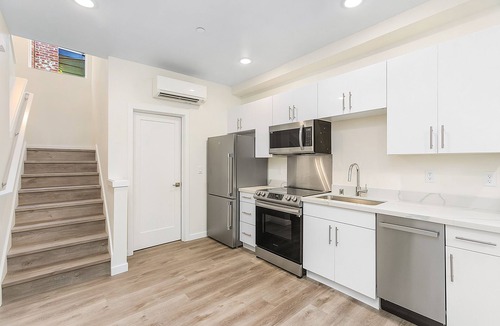 Capitol Hill Apartment | Meleys Crimson Keep Driftmarks Suite