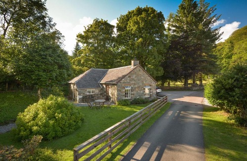 Slate Islands House | Melfort Village