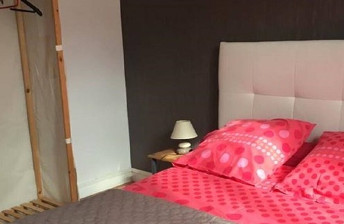 Saint-Amand-Montrond Apartment | - Melitine