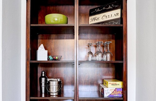 Uptown Apartment | Melody - A Birdy Vacation Rental