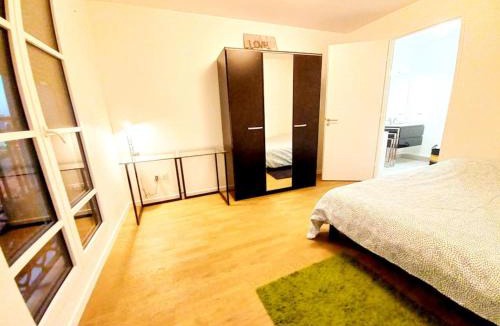 Clamart Apartment | Melody Clamart, 25 min de Paris, Tramway 6, Parking