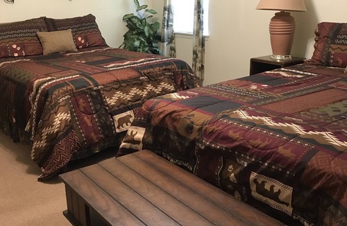 Pennington Cabin | Melody's Bed and "Catch Your Breakfast!"