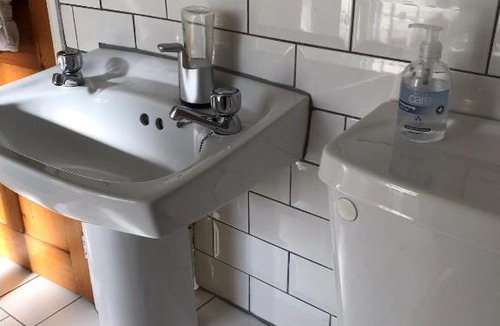 Goring Bed & Breakfast | Melrose cottage