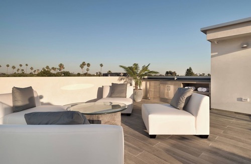 Fairfax District House | Melrose Mansion