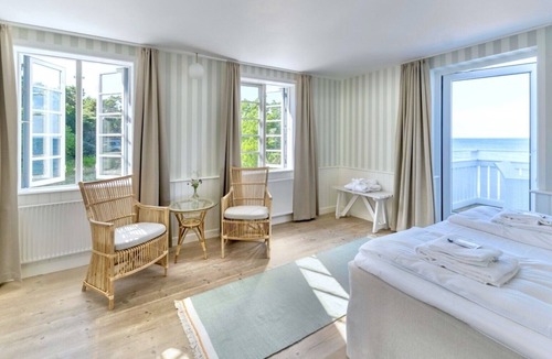Gudhjem Hotel | Melsted Badehotel