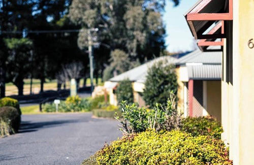 Calare Apartment | Melview Greens - Studio Apartment