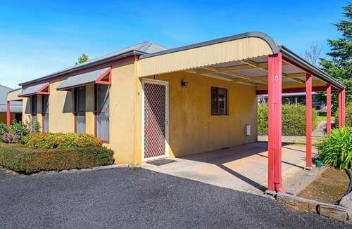 Calare Apartment | Melview Greens - Studio Apartment