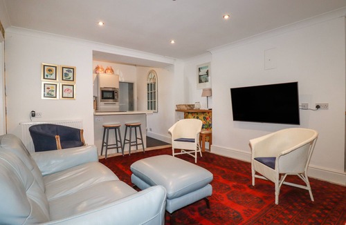 Maenporth Cottage | Melvill Lower Deck